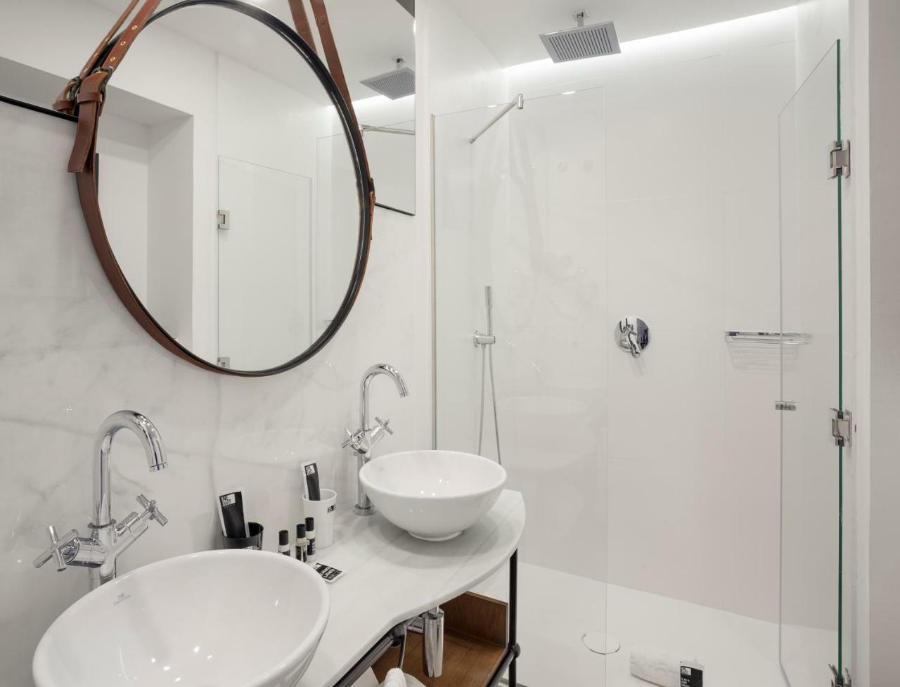 Apartamentos One Shot Conde De Torrejon Севилья Экстерьер фото